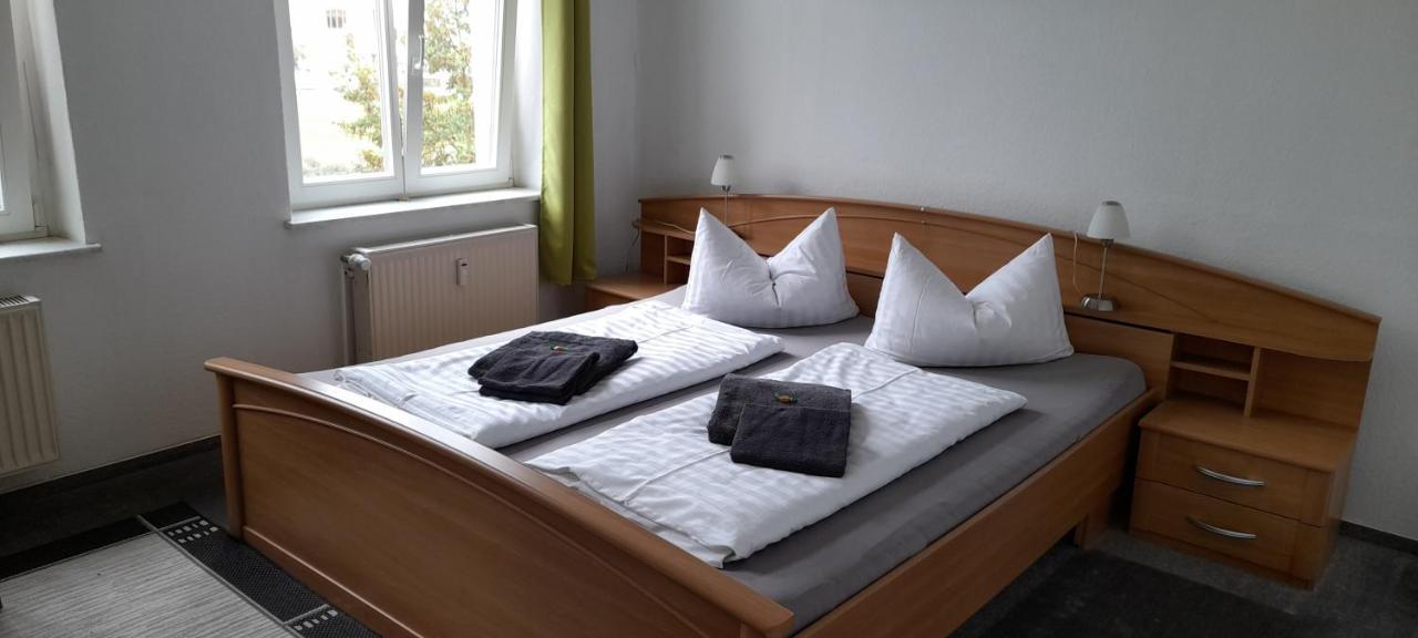 Apartment-Hotel Schillerplatz Wittenberge Bagian luar foto