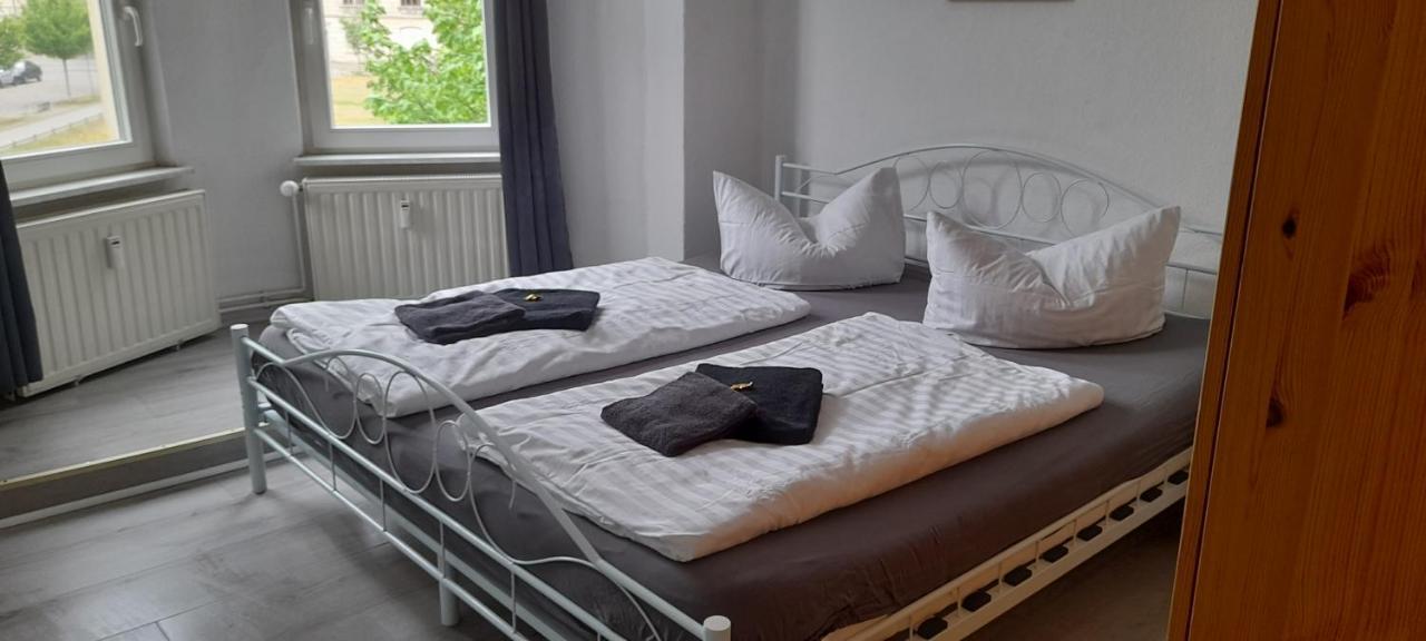 Apartment-Hotel Schillerplatz Wittenberge Bagian luar foto