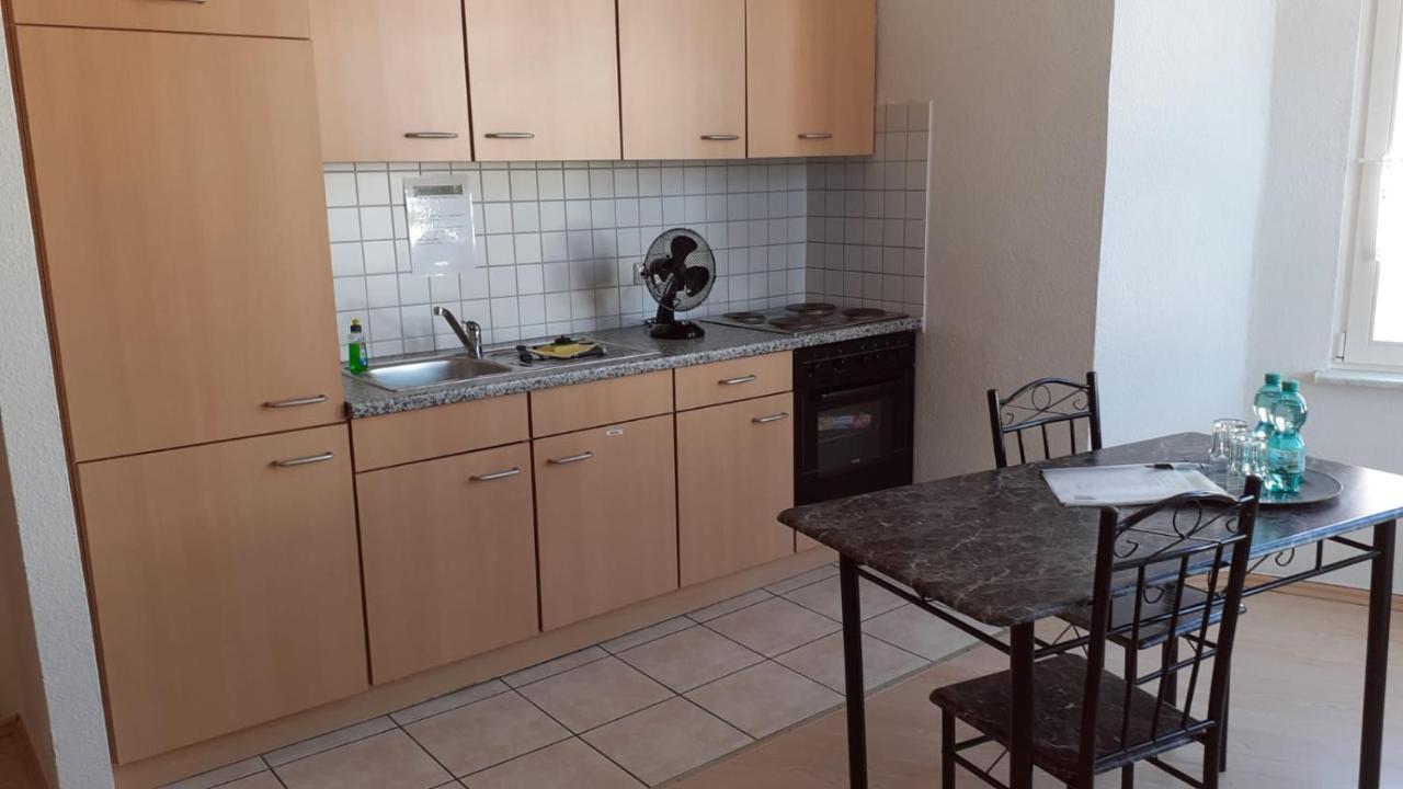 Apartment-Hotel Schillerplatz Wittenberge Bagian luar foto