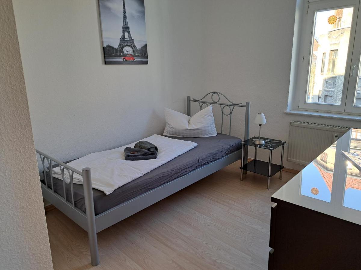 Apartment-Hotel Schillerplatz Wittenberge Bagian luar foto