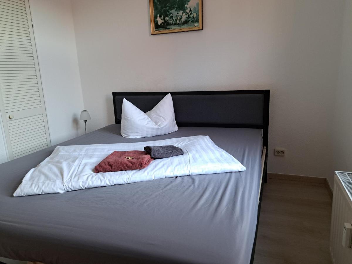 Apartment-Hotel Schillerplatz Wittenberge Bagian luar foto